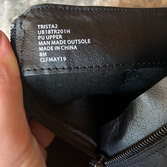 Women’s Black Faux Leather Unionbay Ankle Boots - Picture 4 of 4